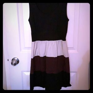 Cute short colorblock dress